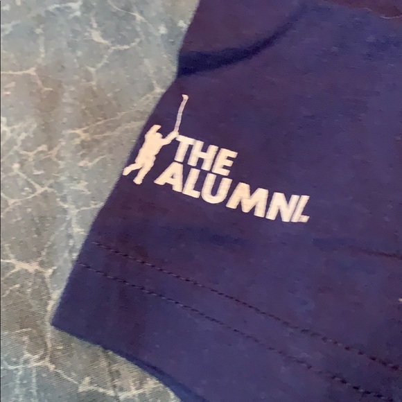 Molson Canadian Collectors T - Picture 6 of 7